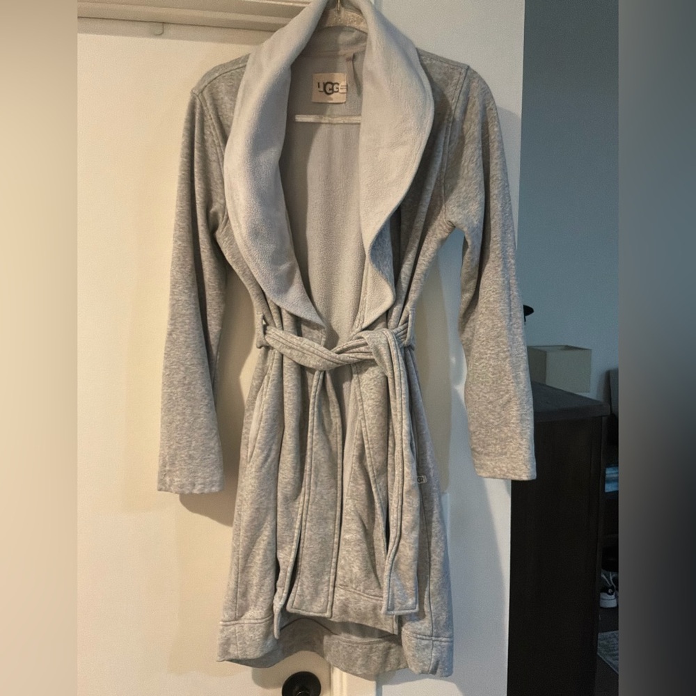UGG Light Gray Women's Robe - XS - Picture 3 of 5
